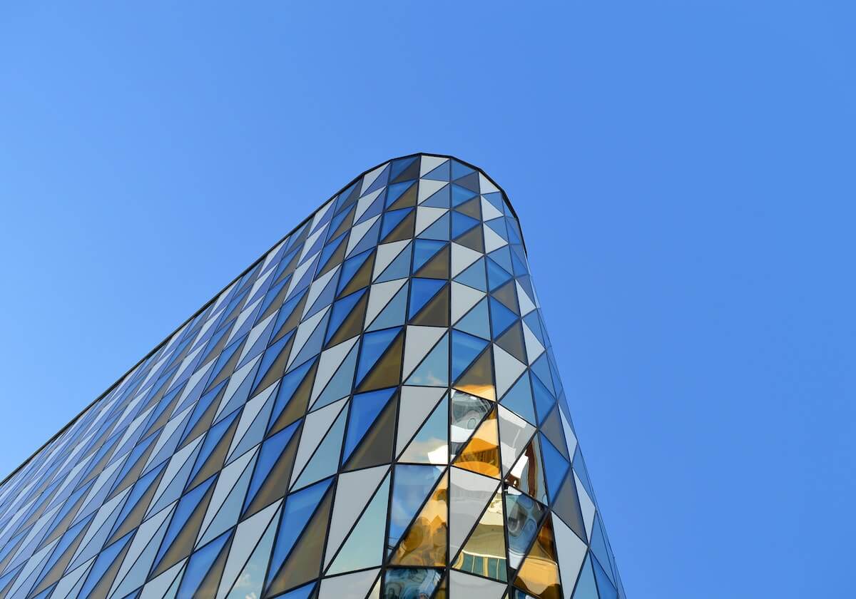 战曼城存疑！姆总被曝新女友