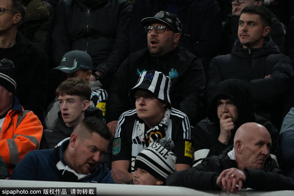 埃迪·豪怒怼希勒与鲁尼:戈登“带病不首发”真相与足球舆论的双重标准