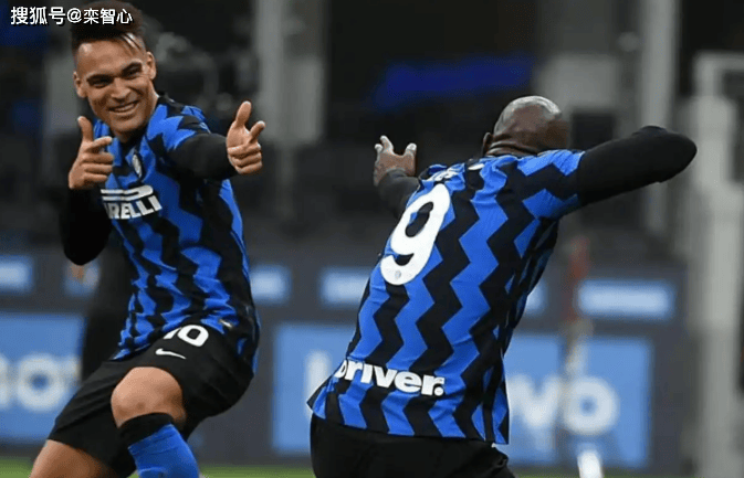 意甲射手榜:劳塔罗14球领跑!杜维卡斯11球第二!